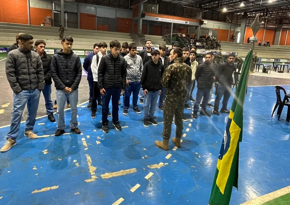 Corbelia-realiza-selecao-de-jovens-para-o-servico-militar